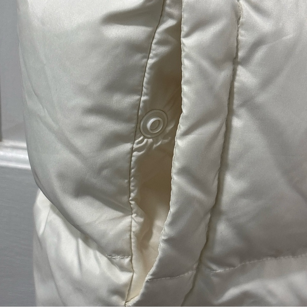 Lands End Women’s Full Zip Down Filled Puffer Vest Size Large Winter White EUC - Picture 4 of 9